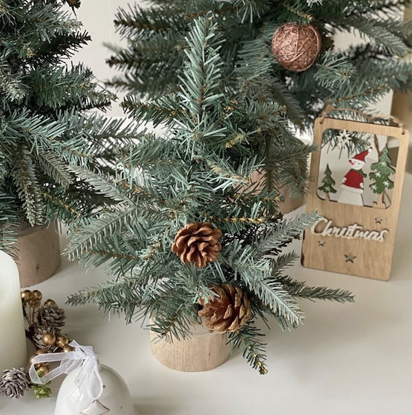 Qoo10] [韓国インテリア新商品] テーブル松ぼっ