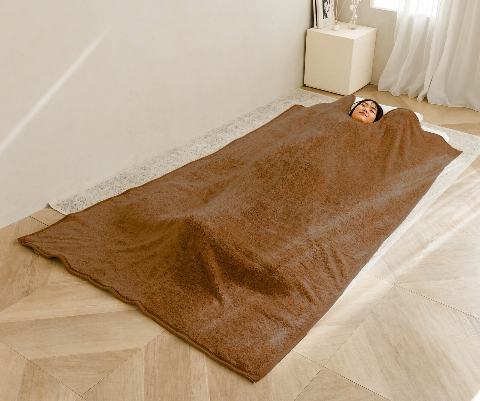 【吸湿発熱くりえりあったか毛布】くり衿毛布 吸湿発熱 毛布 シングル 冬 軽い 温かい 洗える あったか毛布 マイクロファイバー 暖かい毛布 軽量 肩 首 あった