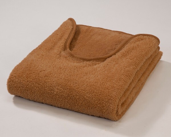 【吸湿発熱くりえりあったか毛布】くり衿毛布 吸湿発熱 毛布 シングル 冬 軽い 温かい 洗える あったか毛布 マイクロファイバー 暖かい毛布 軽量 肩 首 あった