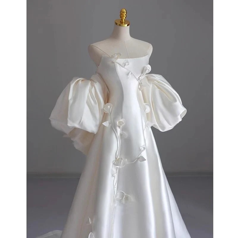 ストラップレスライトウェディングブライド2025小人のテクスチャホワイトフロアウェディングドレスドレス