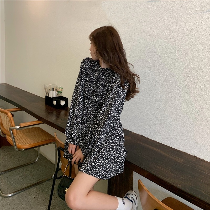 ワンピース ショート ショート丈 袖あり 長袖 ラウンドネック Aライン ハイウエスト レトロ 大人女子 こなれ感 柄 花柄 秋 個性的 ブラック ベージュ エレガント ガーリー フェミニン