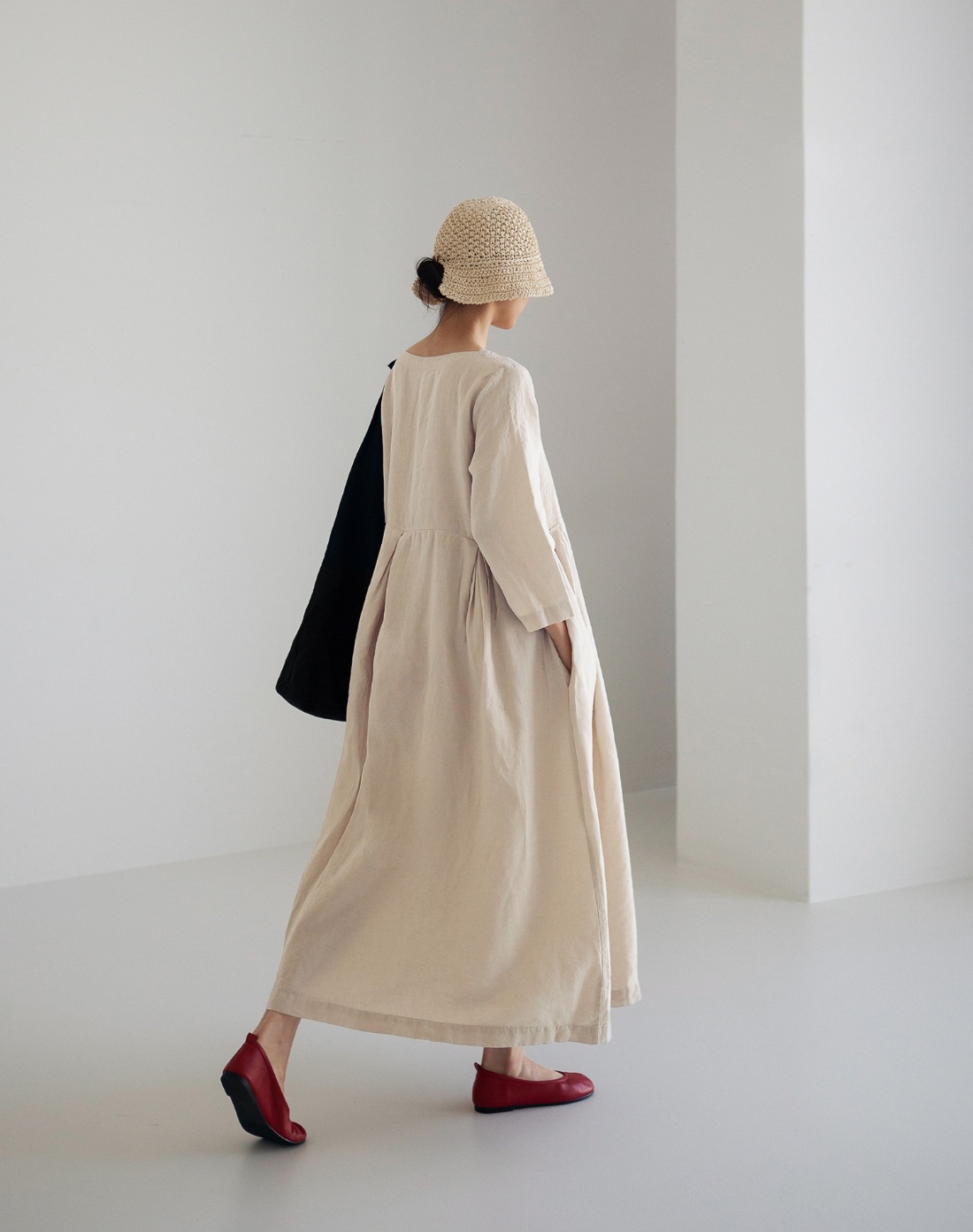 ニット　トップス セーター　プルオーバー　オーバーシルエット 長袖　クロップド　厚手　裏起毛　冬　秋 ベスト　Ｖネック　タイト　スリム　ふわふわ　もこもこ　キレイ目　大人可愛い　韓国　シンプル　デート