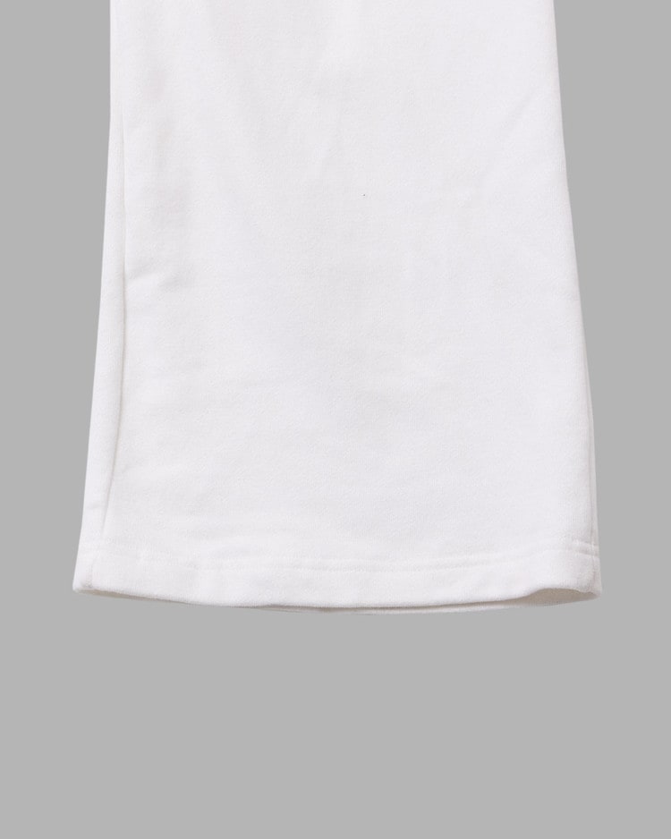 THE MUSEUM VISITOR】 TV HEART LOGO SWEATPANTS : WHITE