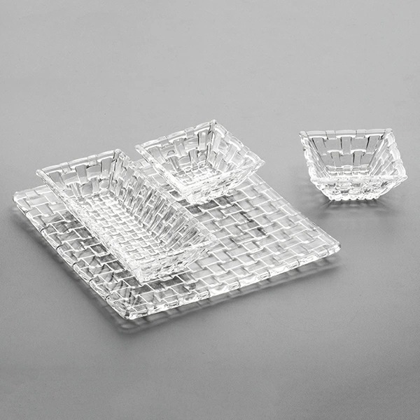 ボサノバ サービングセット 4個入 プレート / レクタングラーボウル / ディップボウル ペア ボサノバ サービングセット 4個入 プレート / レクタングラーボウル / ディップボウル ペア