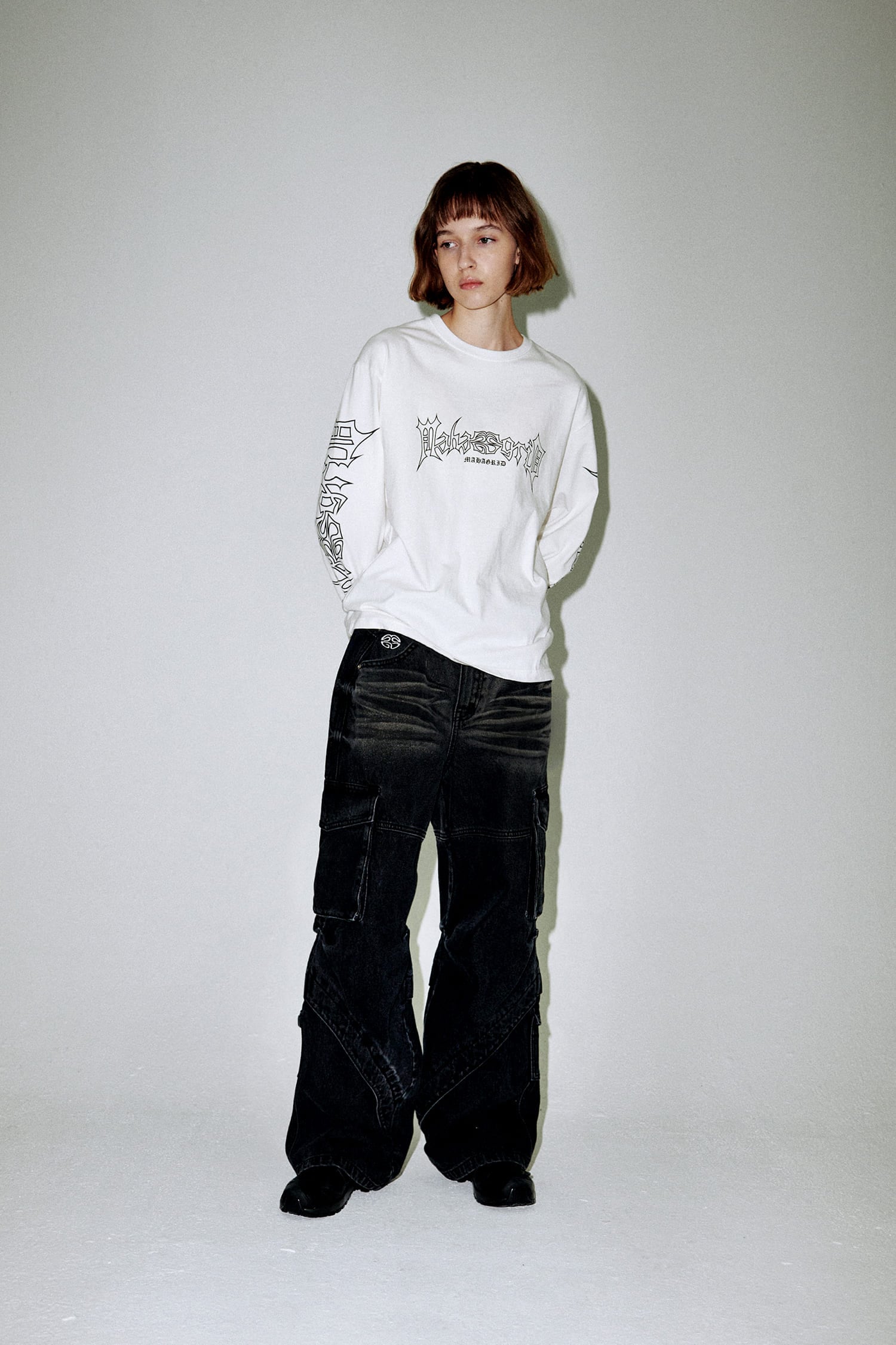 【mahagrid】24SS★ GOTHIC ECLIPSE LOGO LS TEE MUSINSA | MAHAGRID GOTHIC ECLIPSE LOGO LS TEE BLACK(MG2ESMT564A)
