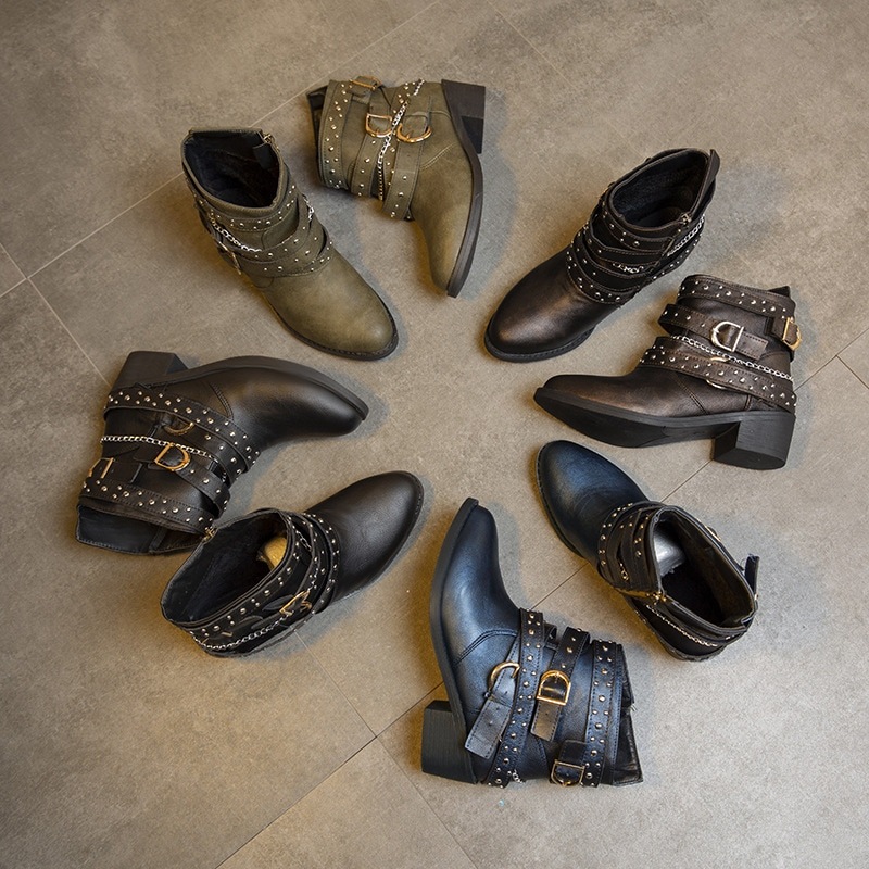 レディースブーツ 秋冬 太ヒール 大きいサイズ スタッズベルト ローショートブーツ レディース レディースブーツ 秋冬 太ヒール 大きいサイズ スタッズベルト ローショートブーツ レディース