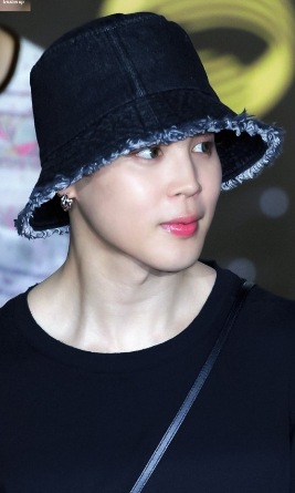 JUST BTS JIMIN着用 ITZY LIA着用 フォトカード付きイベント中 Tate Earrings 一対 925Silver 人気商品 JUST BTS JIMIN着用 ITZY LIA着用 フォトカード付きイベント中 Tate Earrings 一対 925Silver 人気商品