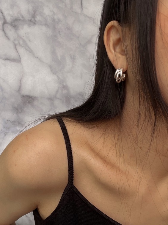 JUST BTS JIMIN着用 ITZY LIA着用 フォトカード付きイベント中 Tate Earrings 一対 925Silver 人気商品 JUST BTS JIMIN着用 ITZY LIA着用 フォトカード付きイベント中 Tate Earrings 一対 925Silver 人気商品