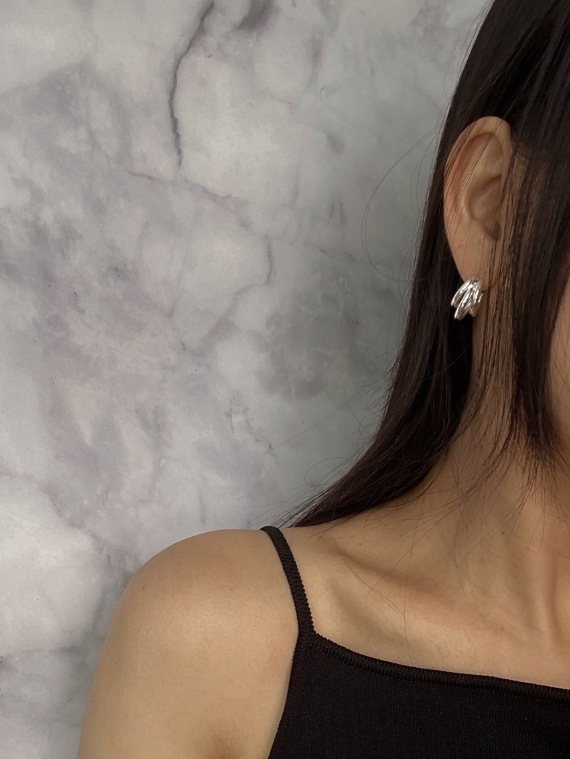 JUST BTS JIMIN着用 ITZY LIA着用 フォトカード付きイベント中 Tate Earrings 一対 925Silver 人気商品 JUST BTS JIMIN着用 ITZY LIA着用 フォトカード付きイベント中 Tate Earrings 一対 925Silver 人気商品