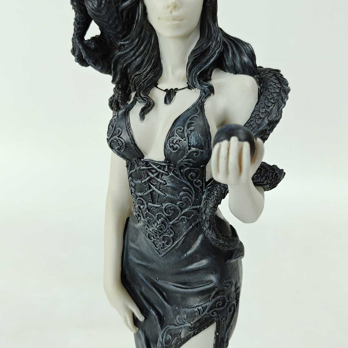 [2点セット] fairy myths-elfe mit drache schwarz-weiss 海外 フィギュア 2点セット] スタイルを変更する fairy myths-elfe mit drache