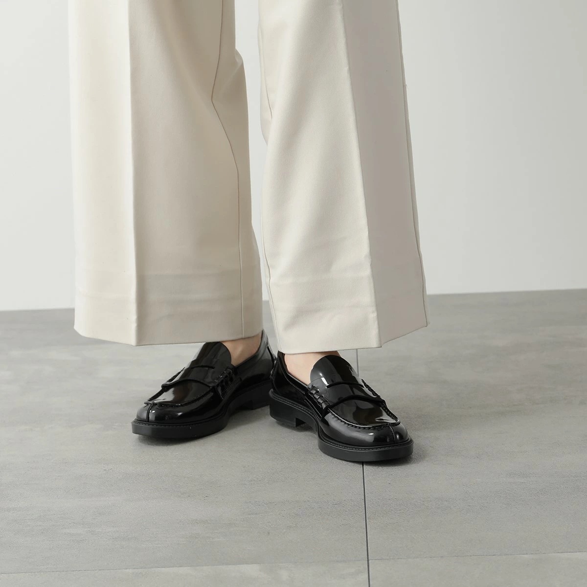 TODS トッズ ローファー XXW59C0DD40MRK レディース エナメル パテントレザー シューズ 靴 B999/NERO TODS トッズ ローファー XXW59C0DD40MRK レディース エナメル パテントレザー シューズ 靴 B999/NERO