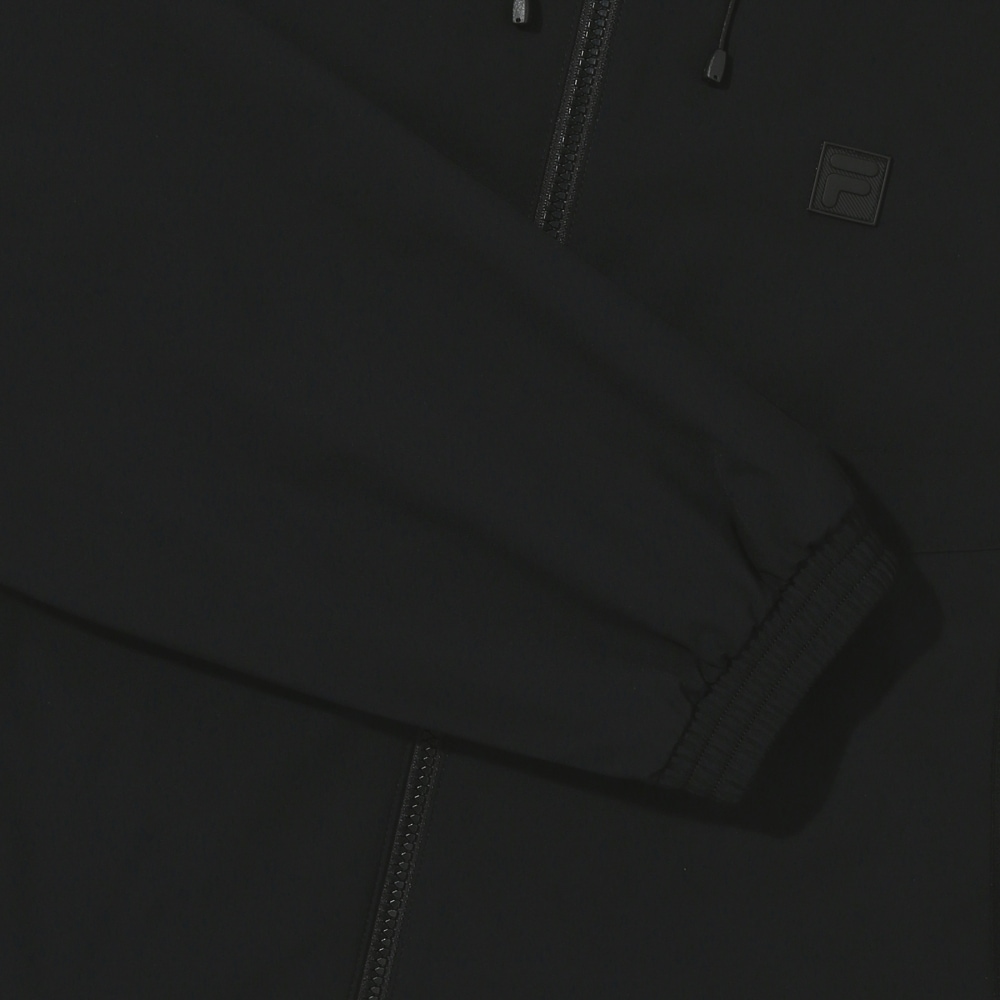 FILA 2レイヤーウィンドシールド_FS2JKG3104X_BLK FILA 2レイヤーウィンドシールド_FS2JKG3104X_BLK
