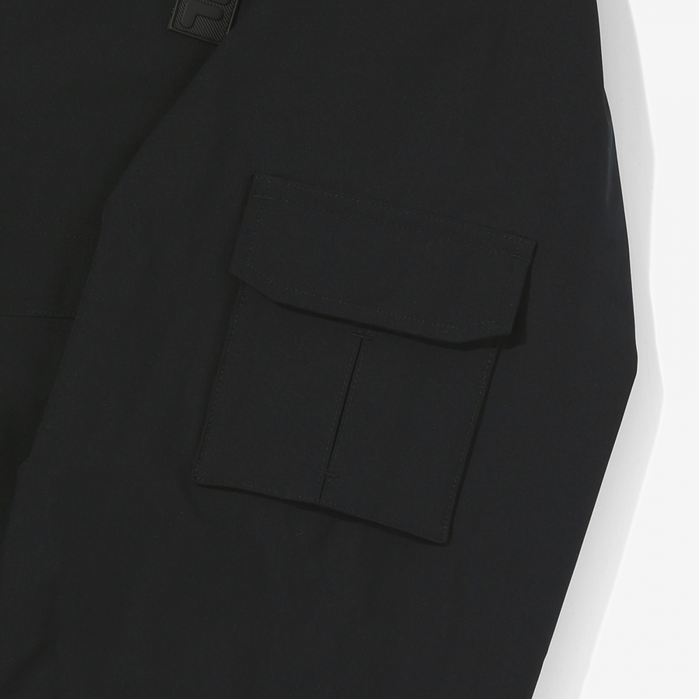 FILA 2レイヤーウィンドシールド_FS2JKG3104X_BLK FILA 2レイヤーウィンドシールド_FS2JKG3104X_BLK