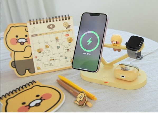 カカオフレンズ　高速ワイヤレスデスクマット充電器 Belkin】「 [KAKAO FRIENDS EDITION] BOOST↑UP™ ワイヤレス充電