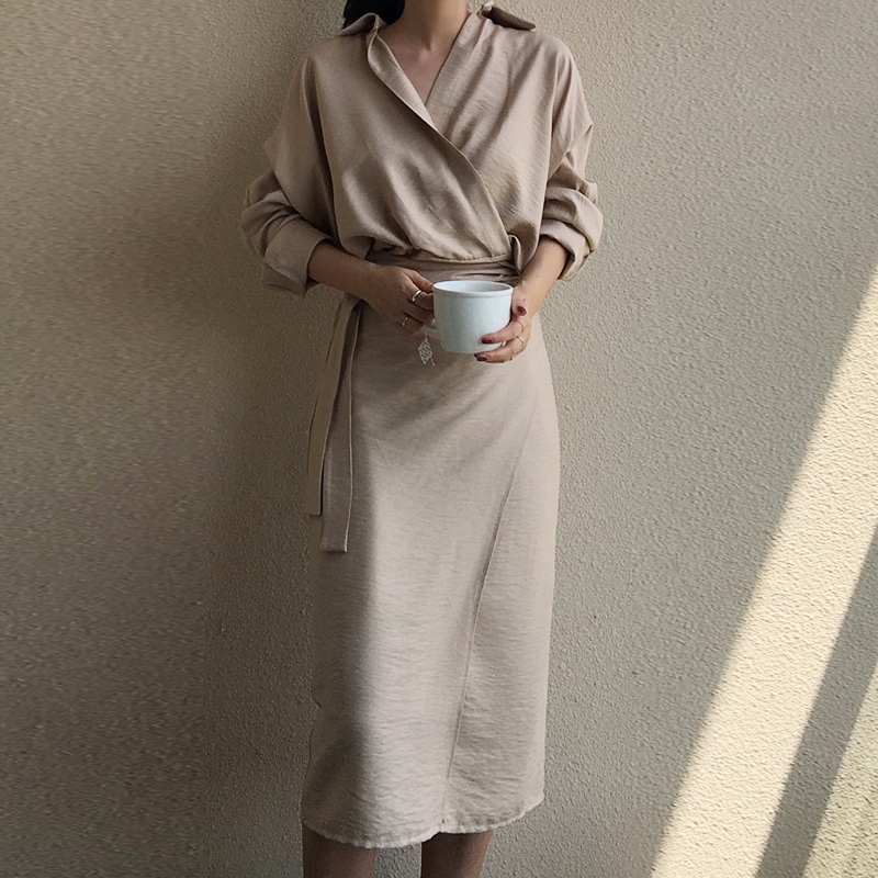 ンピース ラップスカート タイト 膝丈 ミモレ Vネック 長袖 ドロップショルダー ウエストマーク ベルト 大人可愛い きれいめ ラフ 春 秋 オフィス OL デート お出かけ ネイビー ンピース ラップスカート タイト 膝丈 ミモレ Vネック 長袖 ドロップショルダー ウエストマーク ベルト 大人可愛い きれいめ ラフ 春 秋 オフィス OL デート お出かけ ネイビー