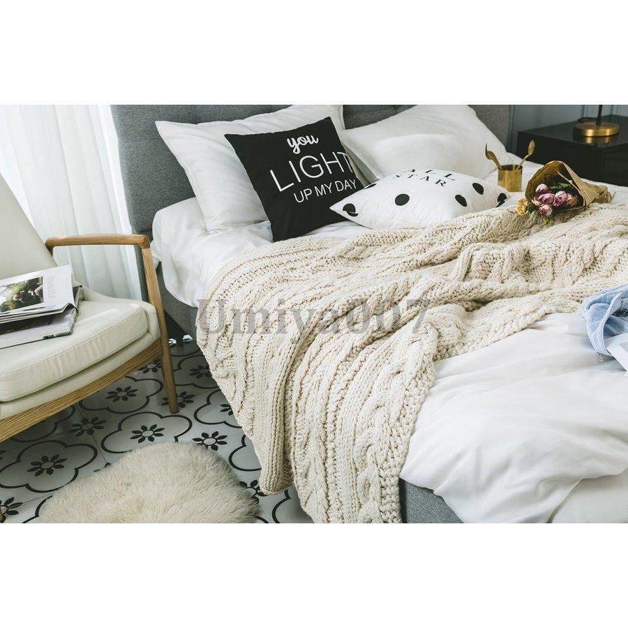 ケット ひざ掛け 毛布 ニット 暖かい柔らかい昼寝に対応冷房対策　ベッド ソファー用 ベッナー　ベッロー　ス用　丸洗い可