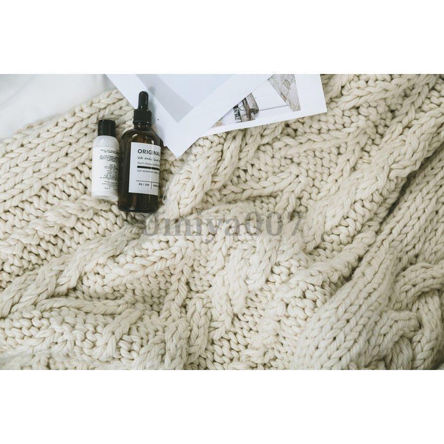 ケット ひざ掛け 毛布 ニット 暖かい柔らかい昼寝に対応冷房対策　ベッド ソファー用 ベッナー　ベッロー　ス用　丸洗い可