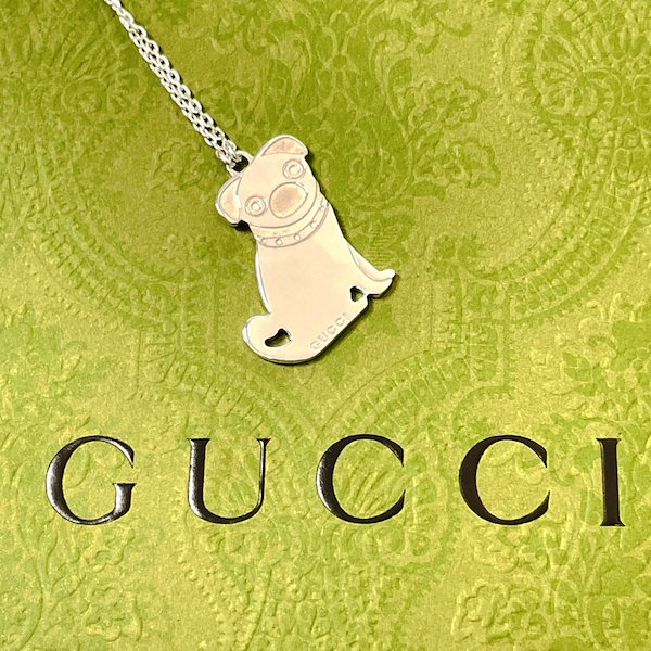 Qoo10] GUCCI グッチョリ オリバー パグ ネックレス