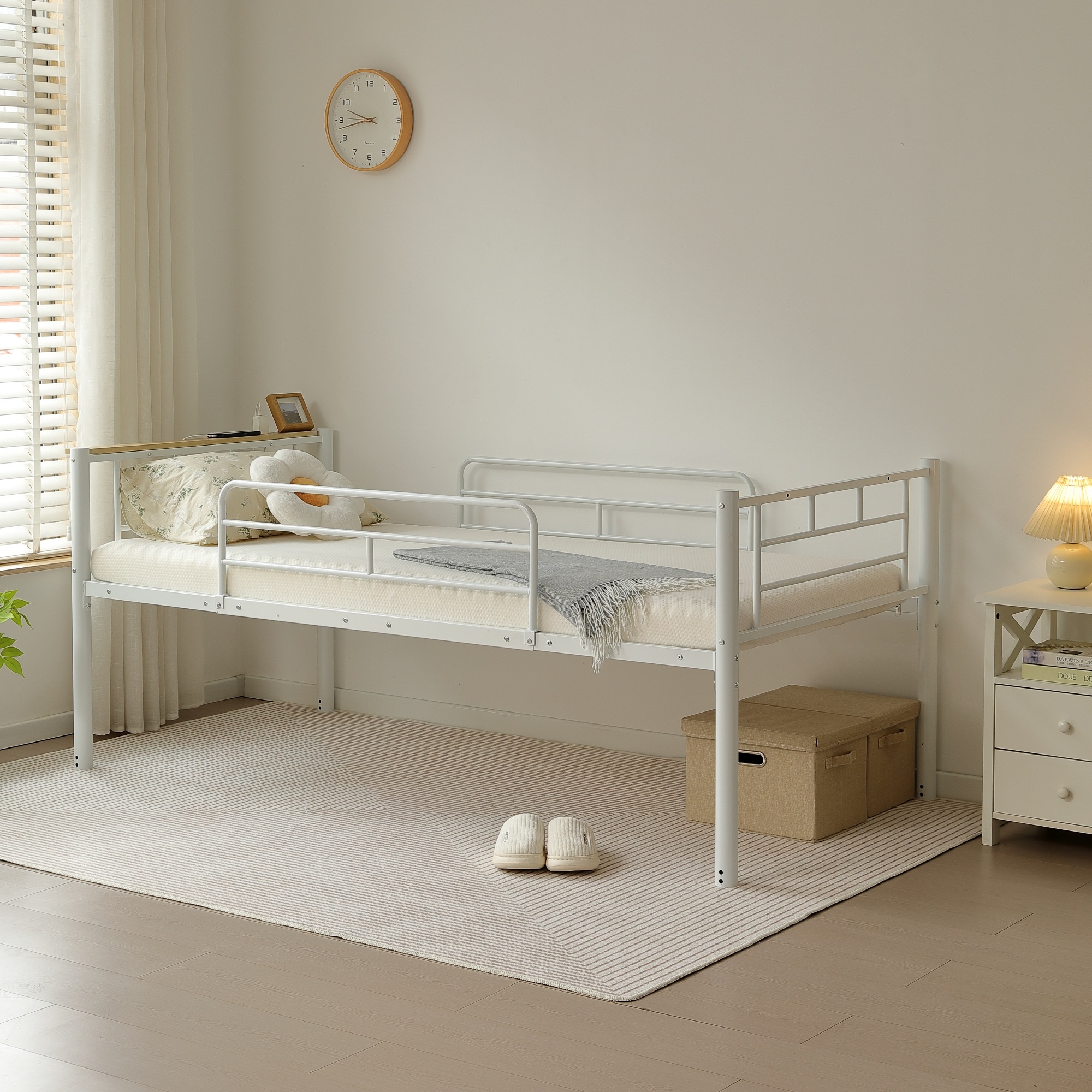 【国内発送】ロフトベッド パイプベッド シングル コンセント付き 宮 ロフト ベッド 北欧風 高さ170cm ロフト ベッド 大人用 二段ベッド 子供部屋 子供ベッド スチール 耐震 ベ 【国内発送】ロフトベッド パイプベッド シングル コンセント付き 宮 ロフト ベッド 北欧風 高さ170cm ロフト ベッド 大人用 二段ベッド 子供部屋 子供ベッド スチール 耐震 ベ