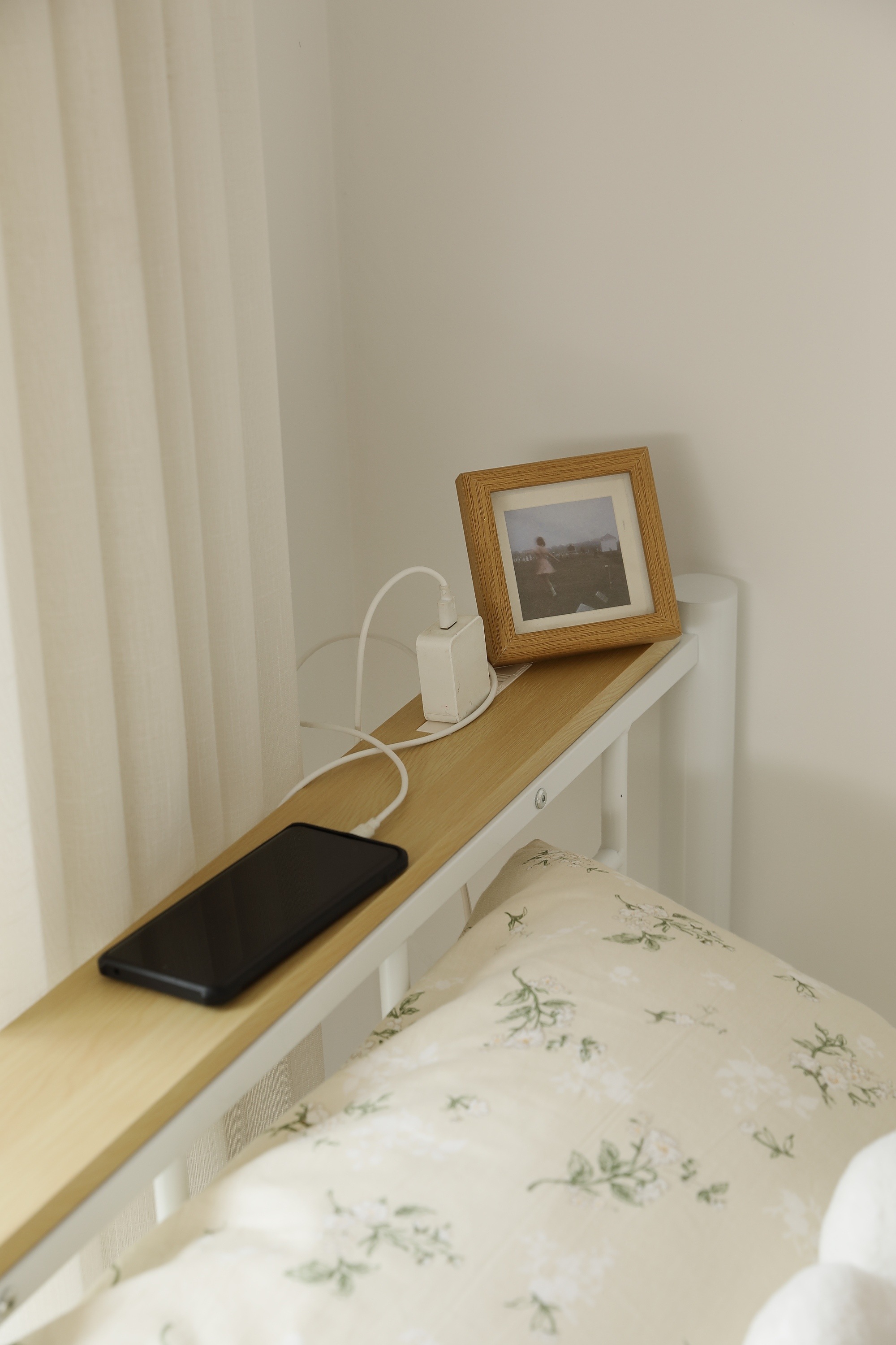 【国内発送】ロフトベッド パイプベッド シングル コンセント付き 宮 ロフト ベッド 北欧風 高さ170cm ロフト ベッド 大人用 二段ベッド 子供部屋 子供ベッド スチール 耐震 ベ 【国内発送】ロフトベッド パイプベッド シングル コンセント付き 宮 ロフト ベッド 北欧風 高さ170cm ロフト ベッド 大人用 二段ベッド 子供部屋 子供ベッド スチール 耐震 ベ