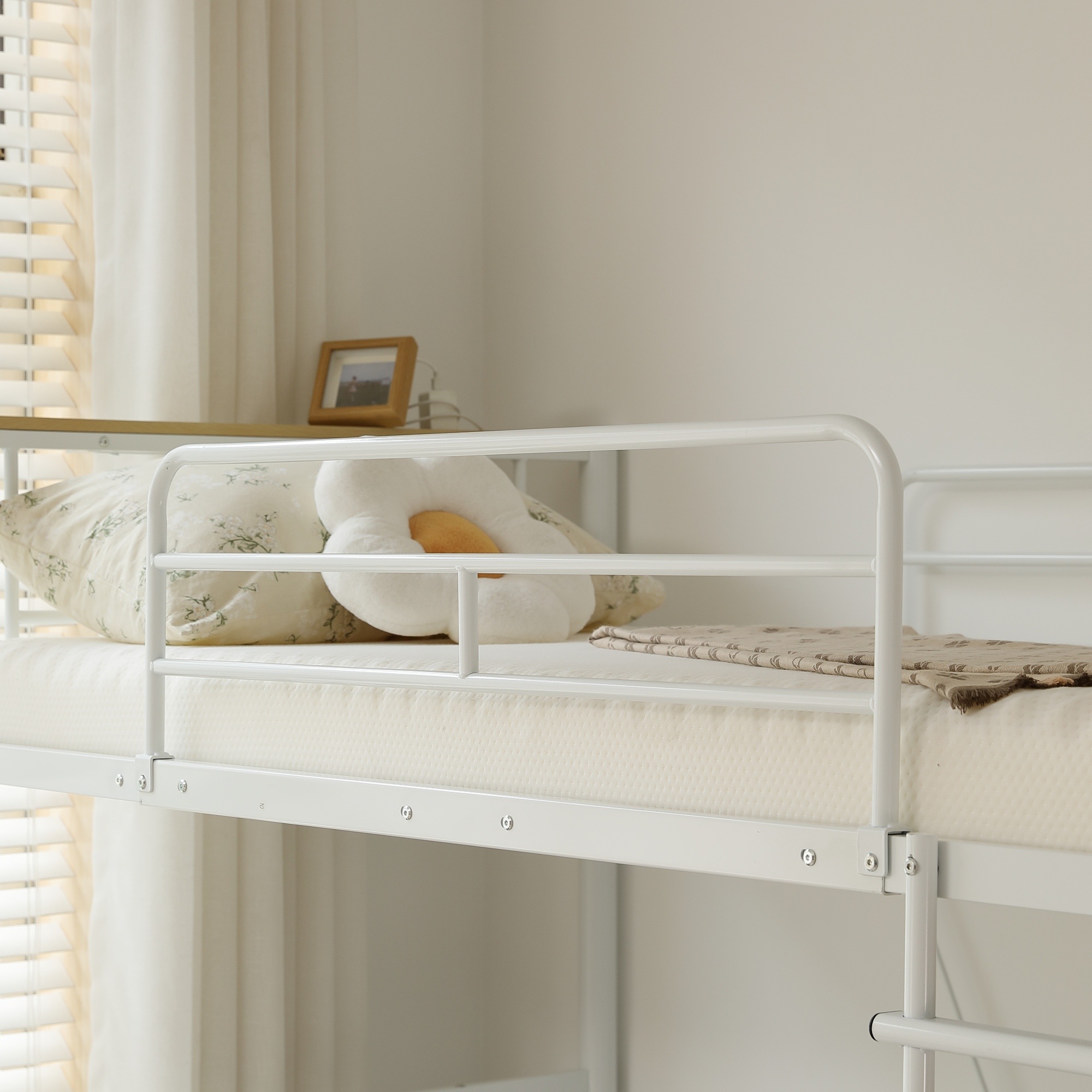 【国内発送】ロフトベッド パイプベッド シングル コンセント付き 宮 ロフト ベッド 北欧風 高さ170cm ロフト ベッド 大人用 二段ベッド 子供部屋 子供ベッド スチール 耐震 ベ 【国内発送】ロフトベッド パイプベッド シングル コンセント付き 宮 ロフト ベッド 北欧風 高さ170cm ロフト ベッド 大人用 二段ベッド 子供部屋 子供ベッド スチール 耐震 ベ