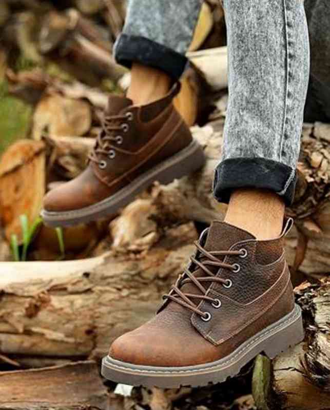 ブーツ メンズ 冬 秋 モード ハイカット ジッパー シューズ ブーツ完全 ブランド レザー ワーク フロント 防水 本革 スエード 靴 革 滑らない 大人 幅広 春 黒 防寒 セット ファスナー 暖 ブーツ メンズ 冬 秋 モード ハイカット ジッパー シューズ ブーツ完全 ブランド レザー ワーク フロント 防水 本革 スエード 靴 革 滑らない 大人 幅広 春 黒 防寒 セット ファスナー 暖