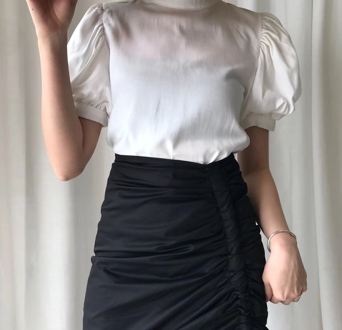 レディース Tシャツ トップス パフスリーブ シンプル 人気 半袖 ハイネック 大人 可愛い きれいめ シンプル おしゃれ キュート フォーマル 無地 春 夏 普段使い お出かけ 通勤 通学 デート レディース Tシャツ トップス パフスリーブ シンプル 人気 半袖 ハイネック 大人 可愛い きれいめ シンプル おしゃれ キュート フォーマル 無地 春 夏 普段使い お出かけ 通勤 通学 デート