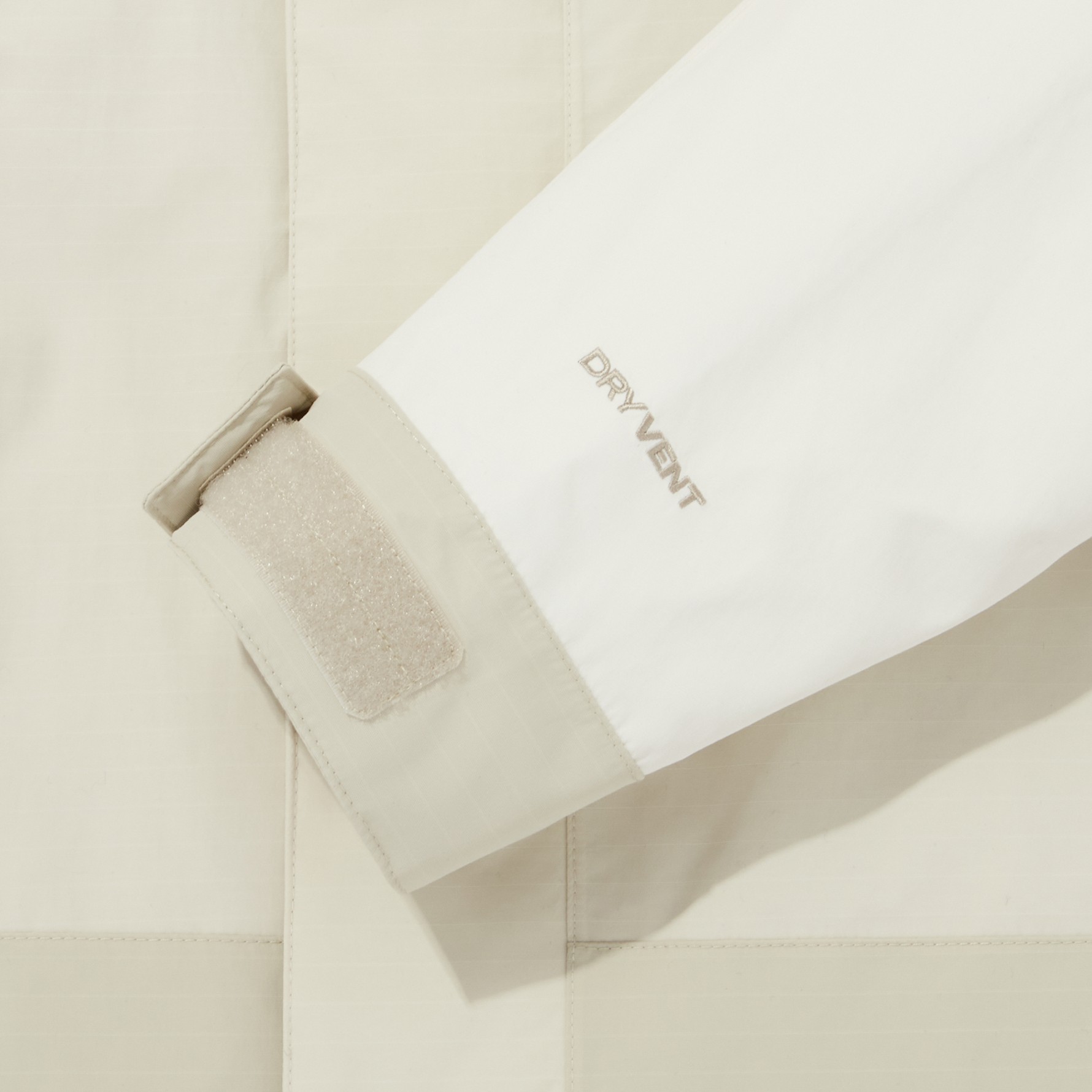 女性 ハイ マウンテン ジャケット NJ2HQ35 レディーズ 日常 デイリー カジュアル アウトドア ジップアップ ルーズフィット ゆったり フード付き 裏地あり