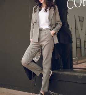 セットアップ ジャケット ズボン スーツ 袖あり 長袖 襟付き スリム 細身 Iライン スマート 切り替えデザイン 前開き 高級感 ボタン 上下セット 2点セット かわいい 可愛い きれいめ セットアップ ジャケット ズボン スーツ 袖あり 長袖 襟付き スリム 細身 Iライン スマート 切り替えデザイン 前開き 高級感 ボタン 上下セット 2点セット かわいい 可愛い きれいめ