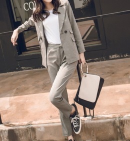 セットアップ ジャケット ズボン スーツ 袖あり 長袖 襟付き スリム 細身 Iライン スマート 切り替えデザイン 前開き 高級感 ボタン 上下セット 2点セット かわいい 可愛い きれいめ セットアップ ジャケット ズボン スーツ 袖あり 長袖 襟付き スリム 細身 Iライン スマート 切り替えデザイン 前開き 高級感 ボタン 上下セット 2点セット かわいい 可愛い きれいめ