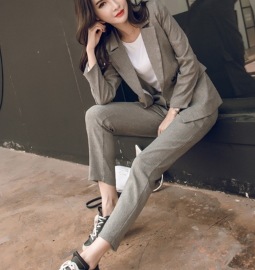 セットアップ ジャケット ズボン スーツ 袖あり 長袖 襟付き スリム 細身 Iライン スマート 切り替えデザイン 前開き 高級感 ボタン 上下セット 2点セット かわいい 可愛い きれいめ セットアップ ジャケット ズボン スーツ 袖あり 長袖 襟付き スリム 細身 Iライン スマート 切り替えデザイン 前開き 高級感 ボタン 上下セット 2点セット かわいい 可愛い きれいめ