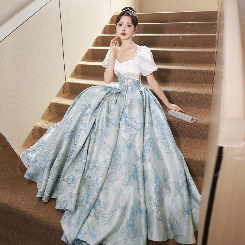 パーティードレス 2024春と夏の新しい青いイブニングドレスのスカートの女性の気質豪華なホストのドレス