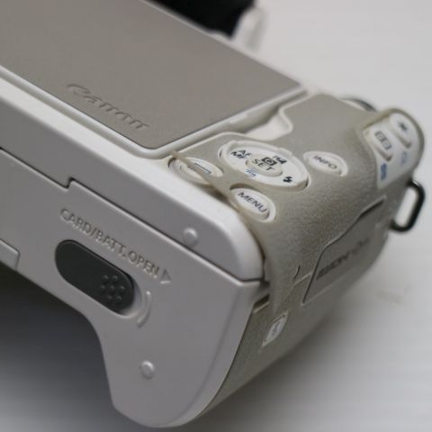 美品 EOS Kiss M ボディ ホワイト ミラーレス一眼 143_2