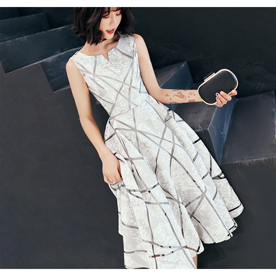 【取寄:納期2週間】演奏会ドレス ロングドレス 大きいサイズ 2XL 小さいサイズ 袖なし フェミニン ミドル丈 【取寄:納期2週間】演奏会ドレス ロングドレス 大きいサイズ 2XL 小さいサイズ 袖なし フェミニン ミドル丈