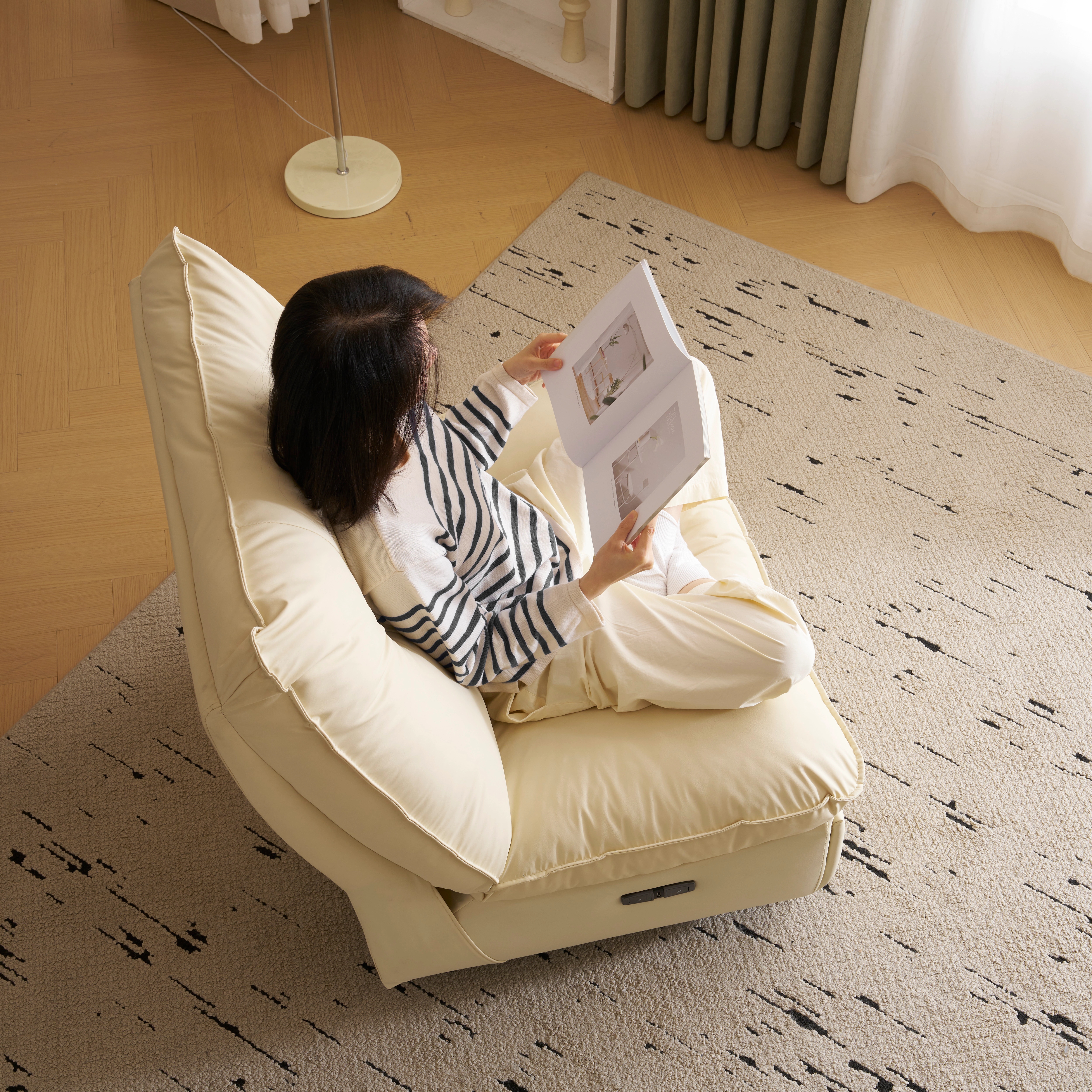 特価商品✨リクライニングソファー ロッキング 147° 調整可能 270° 回転 楽天市場】リクライニングソファー 肘掛けなし ロッキング 147° 調整