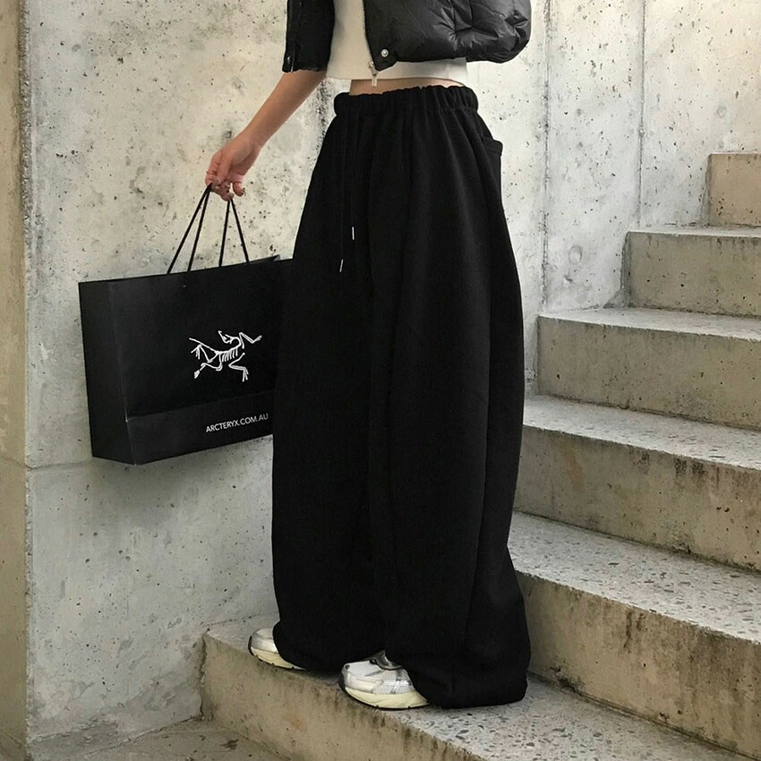 [メガ割りSALE]2TYPEサイドラインミニロゴワイドスウェットパンツ