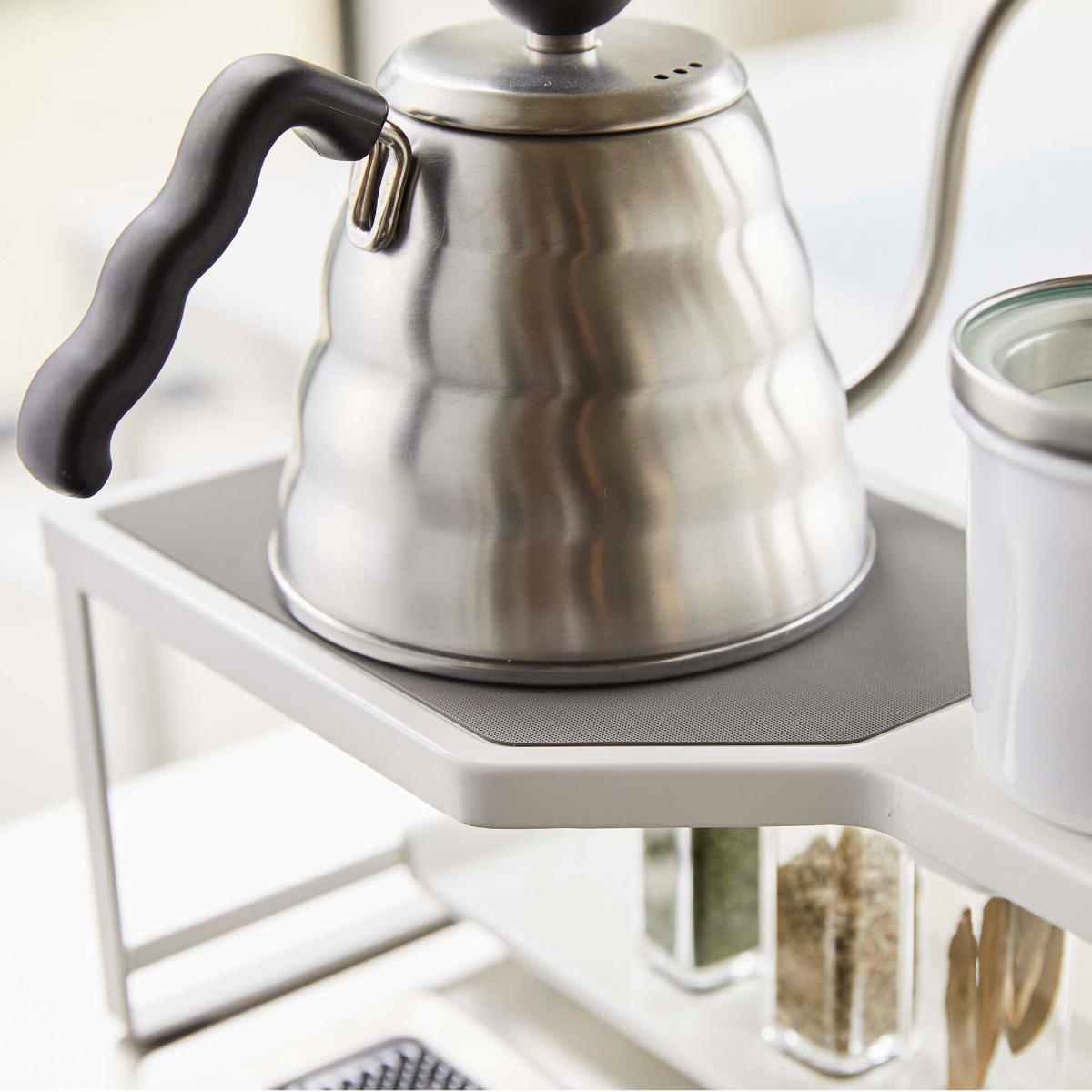 Plate コンロ奥ラック 排気口カバー付き 75cmコンロ用 プレート 山崎実業 コンロ ラック 隙間 コンロラック コンロ奥 カバー付き 75cm 収納 2段 排気口カバー コンロ周り Plate コンロ奥ラック 排気口カバー付き 75cmコンロ用 プレート 山崎実業 コンロ ラック 隙間 コンロラック コンロ奥 カバー付き 75cm 収納 2段 排気口カバー コンロ周り