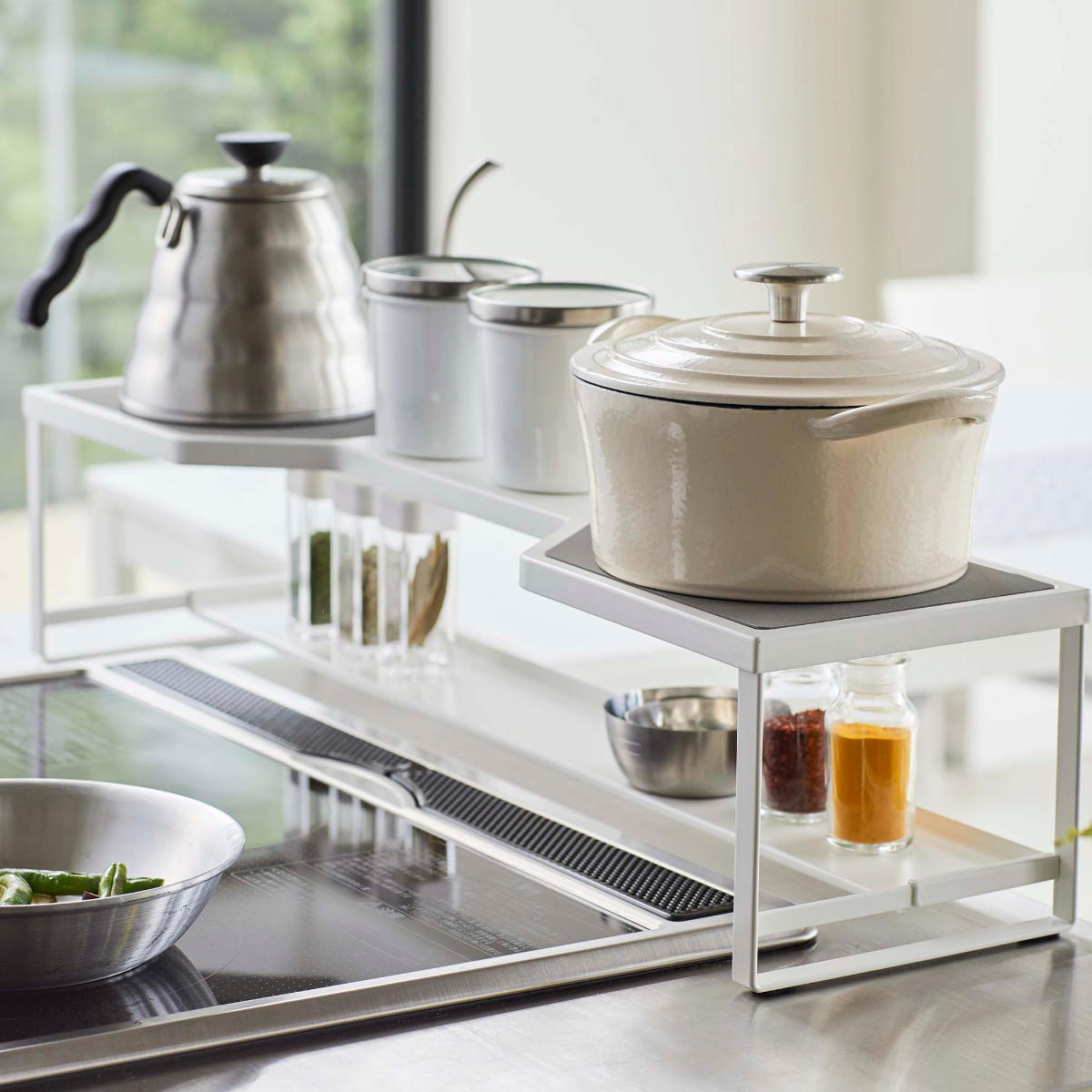 Plate コンロ奥ラック 排気口カバー付き 75cmコンロ用 プレート 山崎実業 コンロ ラック 隙間 コンロラック コンロ奥 カバー付き 75cm 収納 2段 排気口カバー コンロ周り Plate コンロ奥ラック 排気口カバー付き 75cmコンロ用 プレート 山崎実業 コンロ ラック 隙間 コンロラック コンロ奥 カバー付き 75cm 収納 2段 排気口カバー コンロ周り