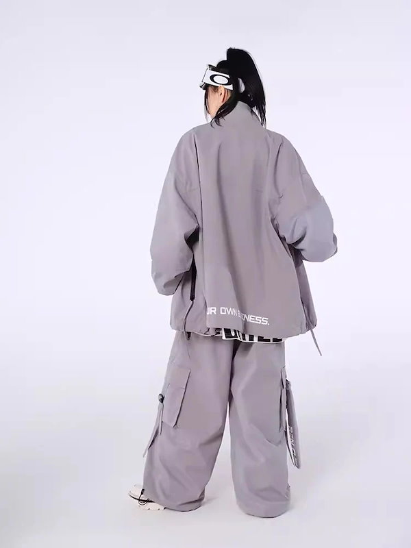 Qoo10] スノーボードウェア 上下セット レディー