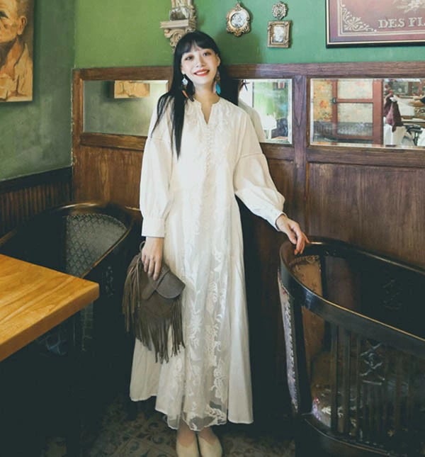 再入荷商品ワンピース 夏 長袖 無地 ハワイアン アロハ ボヘミア風 マキシ 長袖 リゾートワンピ 夏ワンピ ロング マキシワンピ 旅行 レディース ファッション リゾートワンピース 白 青 沖縄 母 再入荷商品ワンピース 夏 長袖 無地 ハワイアン アロハ ボヘミア風 マキシ 長袖 リゾートワンピ 夏ワンピ ロング マキシワンピ 旅行 レディース ファッション リゾートワンピース 白 青 沖縄 母