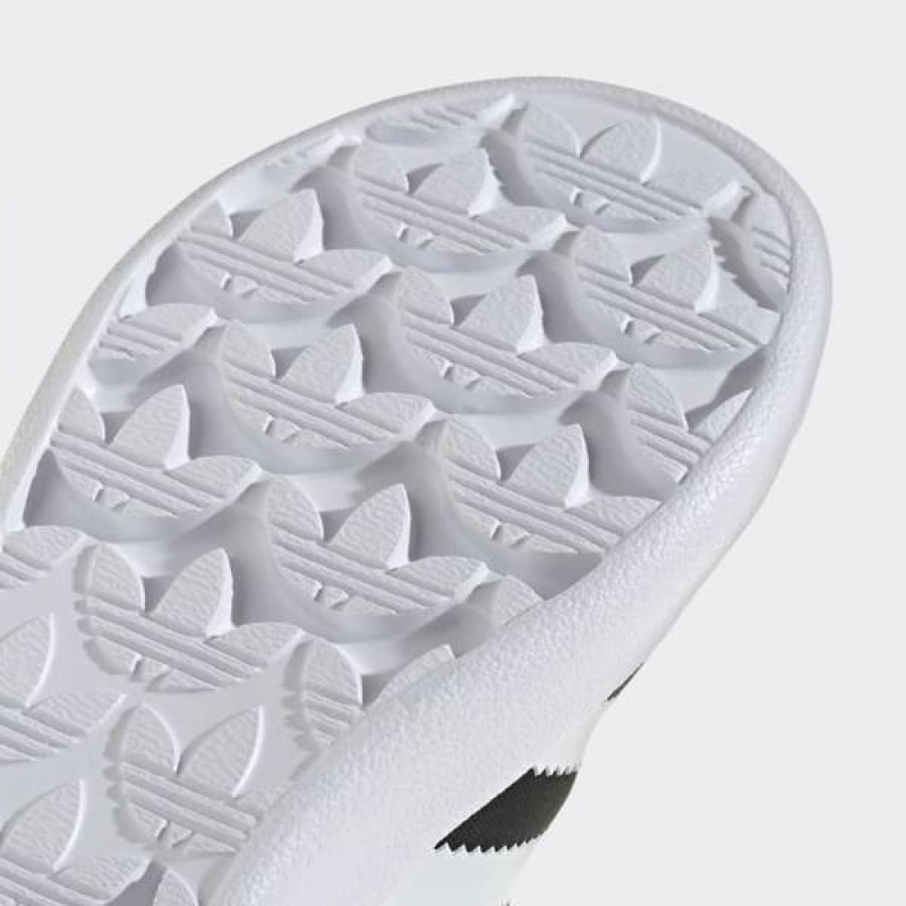 アディダス Adiform スーパースター 360 x ディズニー