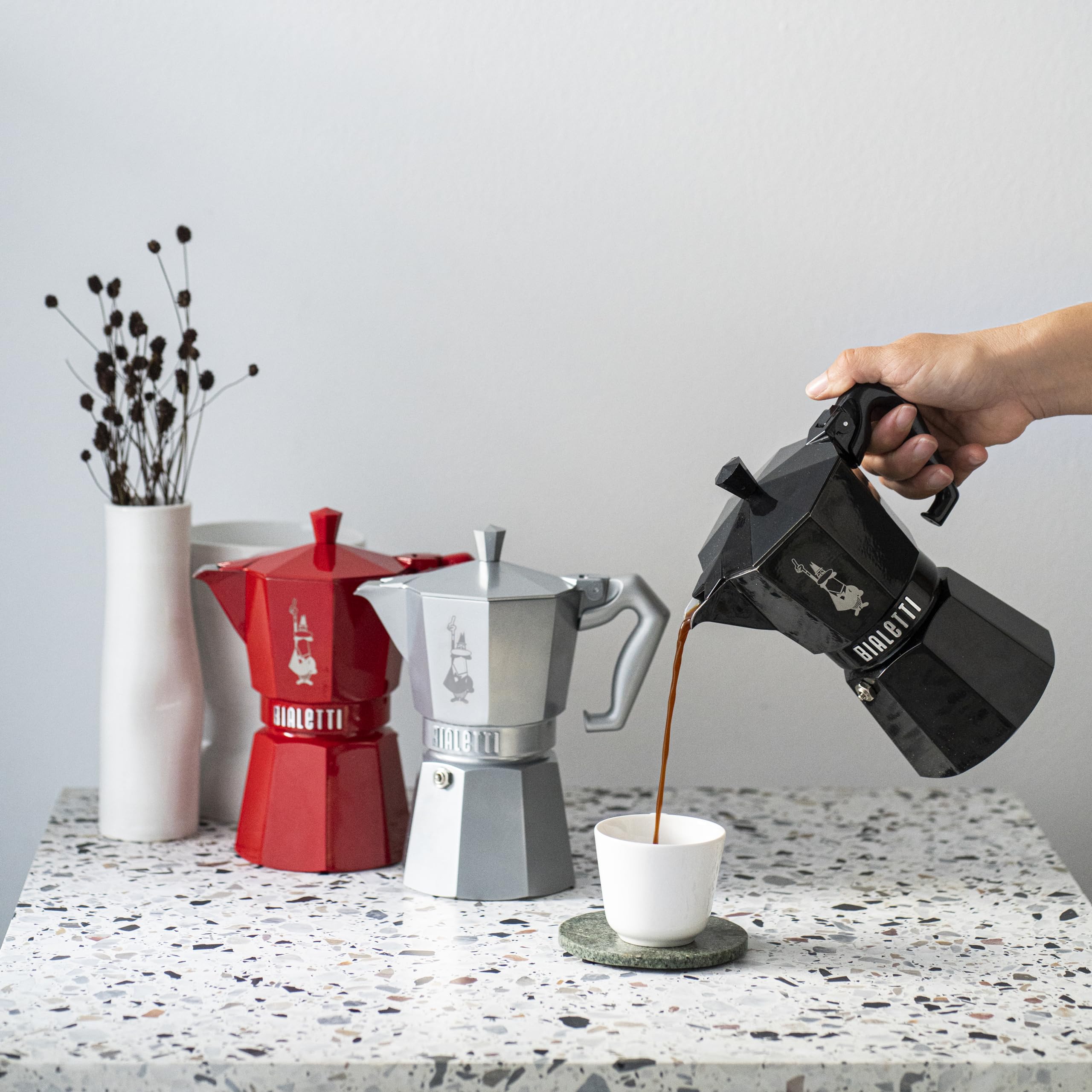 Bialetti (ビアレッティ) モカエクスクルーシブ ブラック 3カップ用 直火式 (コーヒーメーカー エスプレッソメーカー マキネッタ) Bialetti (ビアレッティ) モカエクスクルーシブ ブラック 3カップ用 直火式 (コーヒーメーカー エスプレッソメーカー マキネッタ)