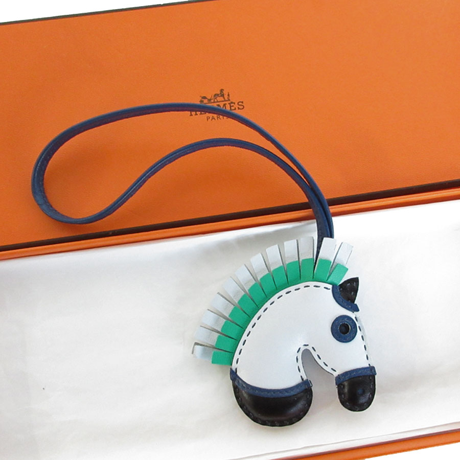 エルメス HERMES チャーム ジージーカマイユ アニョーミロ ブルー/グリーン レディース s0443a エルメス HERMES チャーム ジージーカマイユ アニョーミロ ブルー/グリーン レディース s0443a