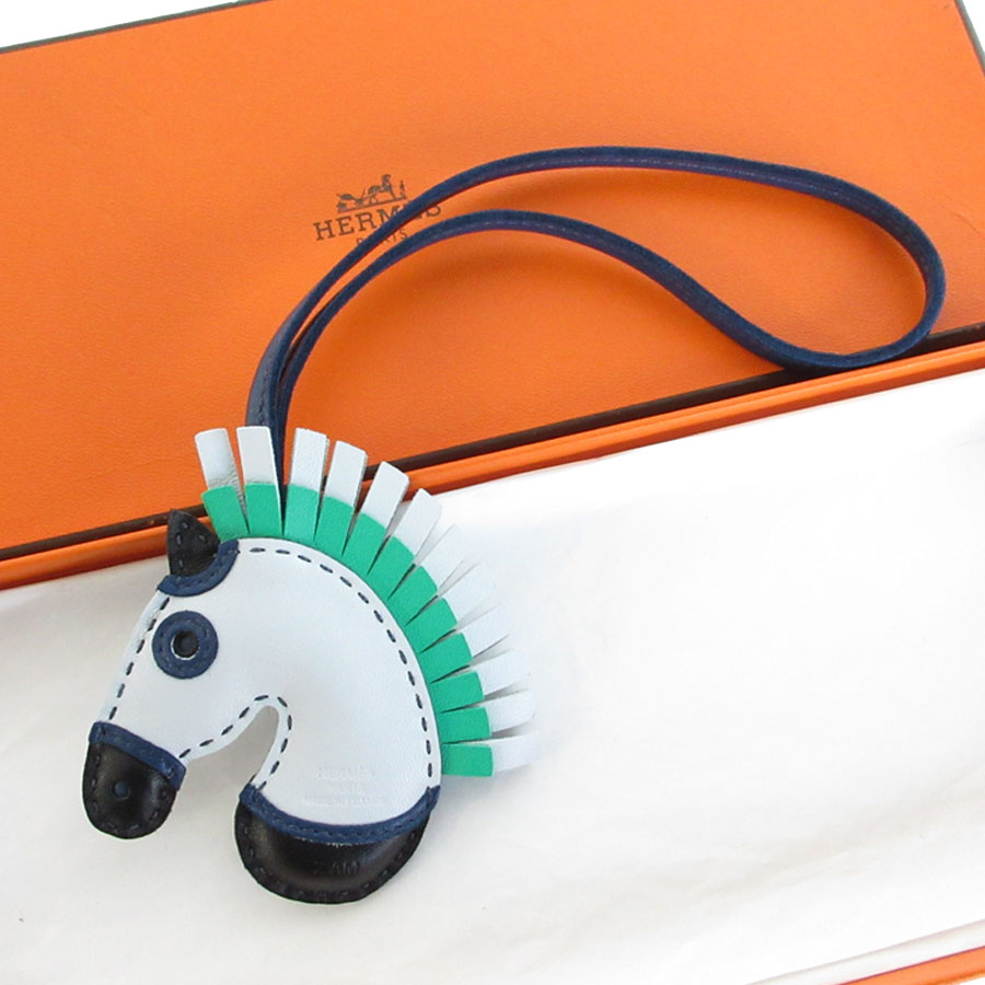 エルメス HERMES チャーム ジージーカマイユ アニョーミロ ブルー/グリーン レディース s0443a エルメス HERMES チャーム ジージーカマイユ アニョーミロ ブルー/グリーン レディース s0443a