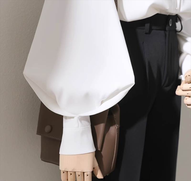 レディース トップス シャツ ミドル丈 長袖 ボリューム袖 スタンドカラー ストレート かわいい 大人可愛い きれいめ シンプル カジュアル 上品 おしゃれ かっこいい ガーリー クール 無地 春 秋
