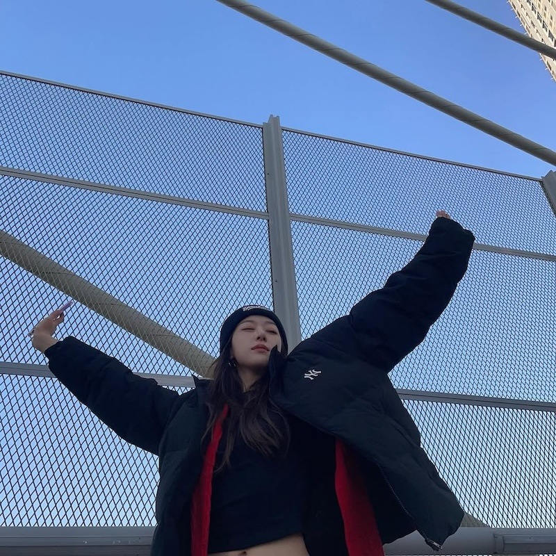 3ABNVM146 LeeJumyoung着用 正規品保証 関税負担なし 韓国限定販売 男女共用 バシチー カルシブ ミッド ビニー ニューヨーク メッツ