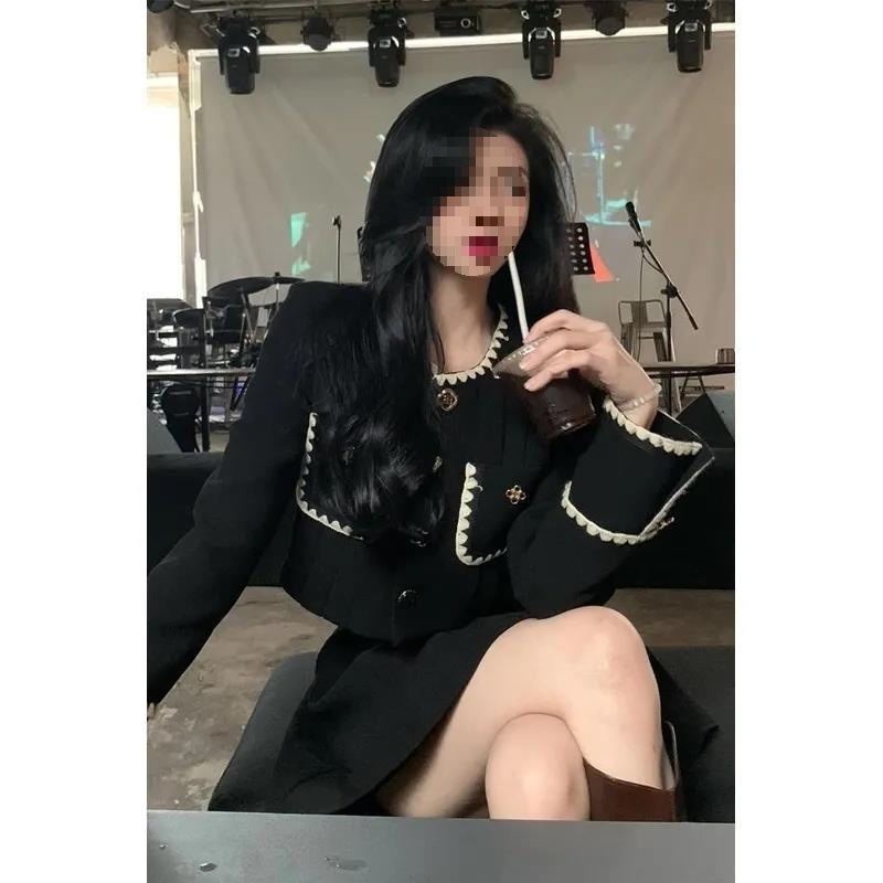 ハイエンドのカスタマイズ-Miss Qianjin のハイエンドの小さな香りのスーツ秋の女性のファッション秋冬 2024 の新しいショートブラックジャケット