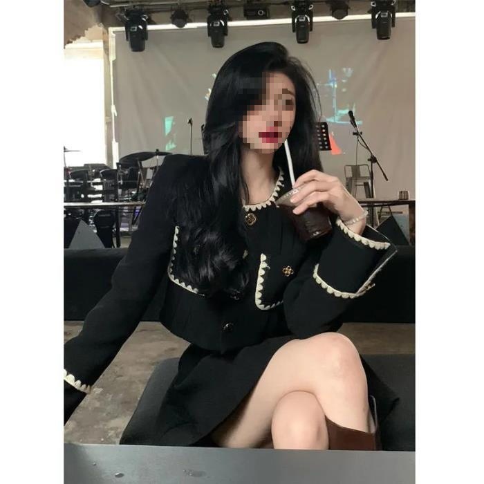 ハイエンドのカスタマイズ-Miss Qianjin のハイエンドの小さな香りのスーツ秋の女性のファッション秋冬 2024 の新しいショートブラックジャケット