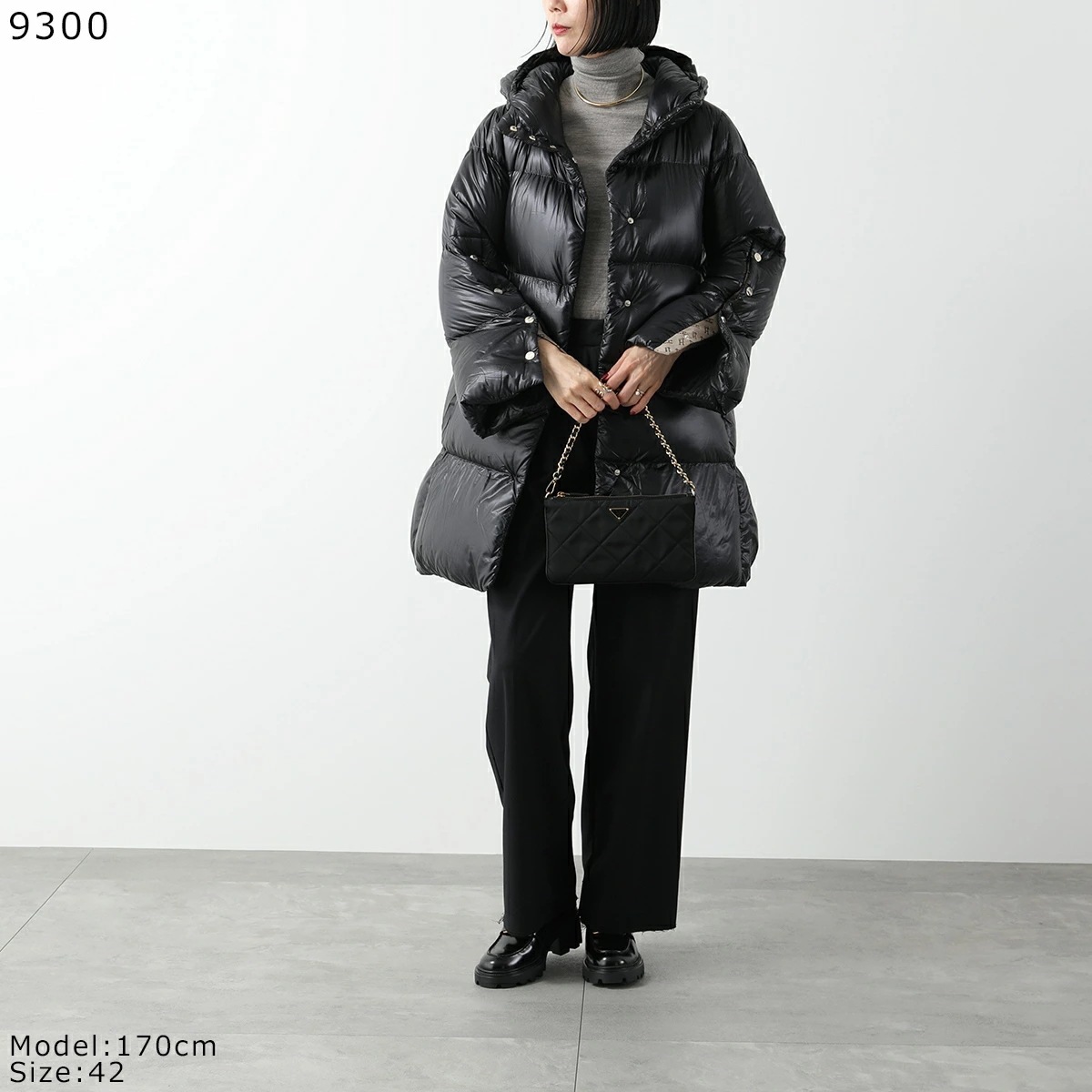 HERNO ヘルノ ダウンコート PI001782D 12017Z レディース ナイロン ハイネック フード付き 撥水加工 軽量 カラー3色 PI001782D HERNO ヘルノ ダウンコート PI001782D 12017Z レディース ナイロン ハイネック フード付き 撥水加工 軽量 カラー3色 PI001782D