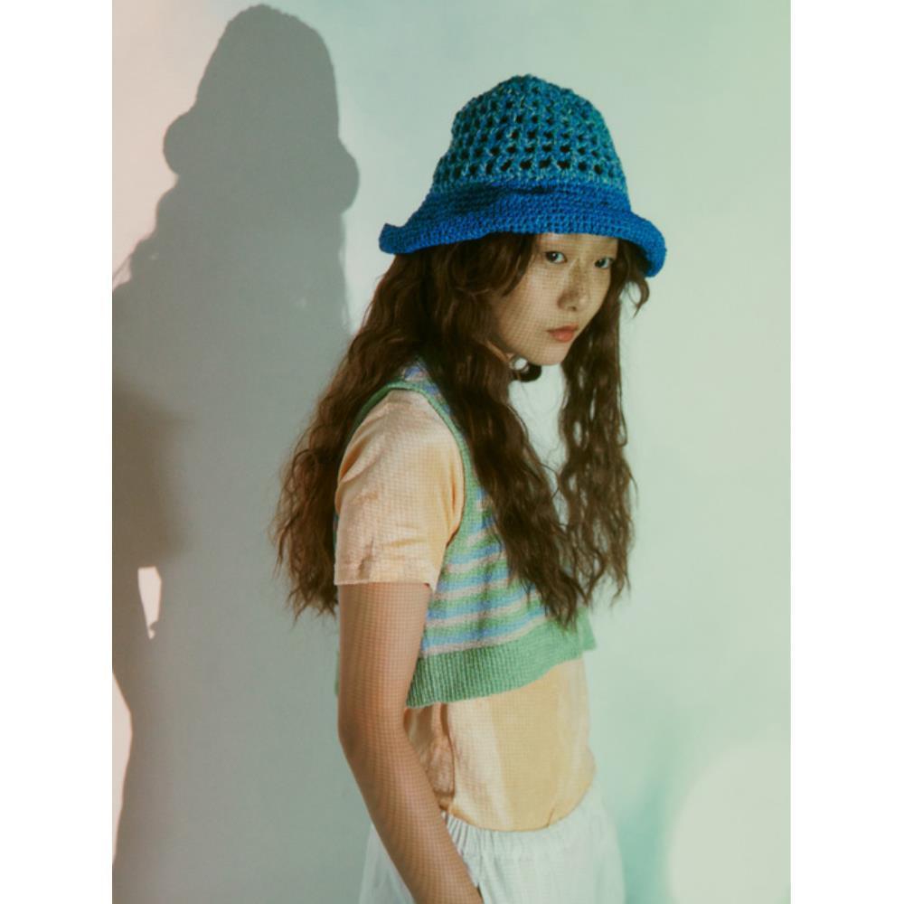 MISU A BARBE SQUARE HAT BLUE ニット帽